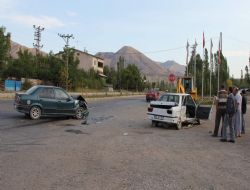 Oltu’da trafik kazası: 6 yaralı 
